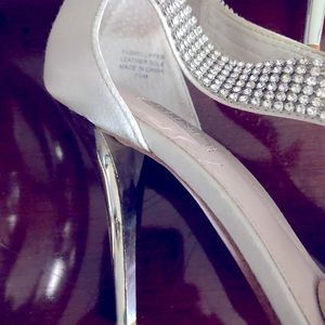 Elegant rhinestone dressy sandals with metallic 3” heel.